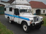 Land Rover 109 SIII Ambulance 